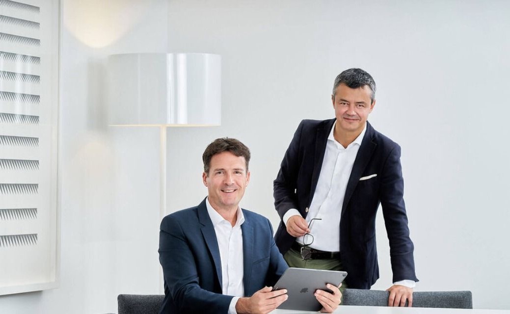 Joy Group team at the head office, Tiran&euml;